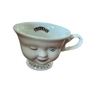 Baileys Irish Cream Winking Face Mug Helen Hunt Los Angeles Youth Network Cup